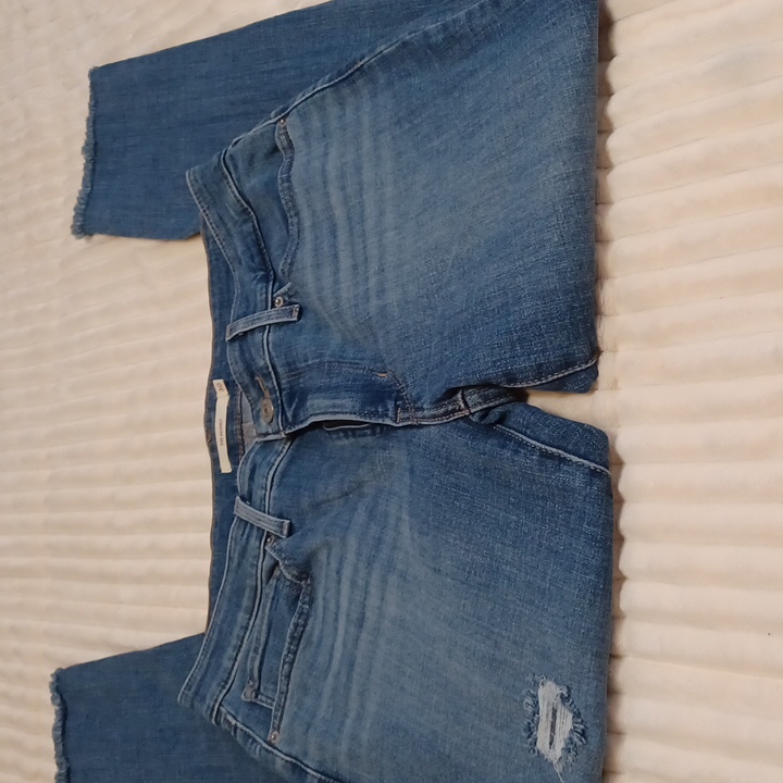Levi 711 Jeans